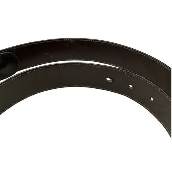 972. Gucci Gold G Leather Belt - Picture 5 of 6